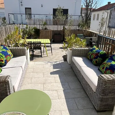 Tres Bel Avec Grande Terrasse 300m De La Royan